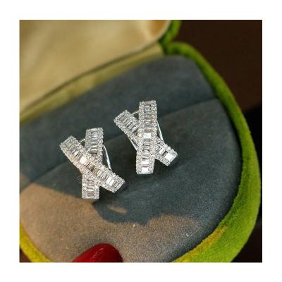 China Simple Romantic Jewelry Small Earrings With White Diamond Earrings for sale