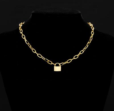 China CLASSIC Gold Chain Necklace Women Men Drop Pendant Necklace Couples Necklace Jewelry for sale