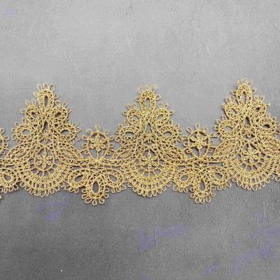 China Embroidery Water Soluble Stock Wholesale Metallic Lace Gold Scalloped Lace for sale