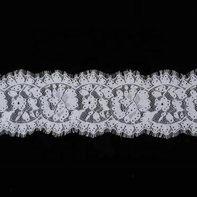 China 14.5CM Water Soluble Current Wholesale Double Scalloped Eyelash Lace for sale