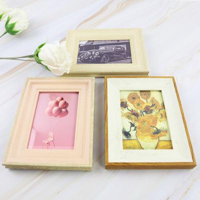 China Wholesale Cute Lover Gift Wood Photo Frame Lovely For Friends for sale