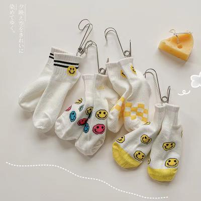 China High Quality QUICK DRY 4 Pairs One Set Gift Bangs Soft Cute Baby Combed Cotton Socks Kids Baby Gift Socks for sale