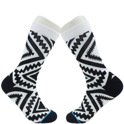 China QUICK DRY suitable for spring and summer fashion soft socks crew casual men custom socks for sale