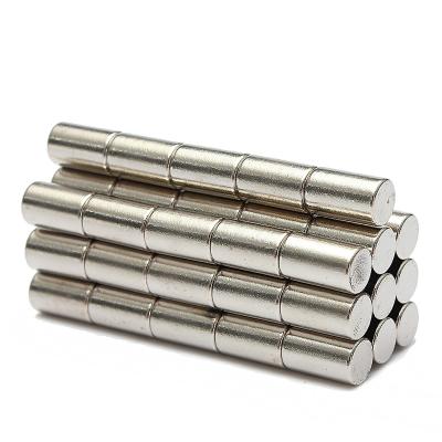 China Eodymium magnets are strong & brittle strong cylindrical N28-N52 diameter 4 mm thickness 5 mm weight of N35 galvanized rare earth neodymium permanent magnet 0.5 gram for sale