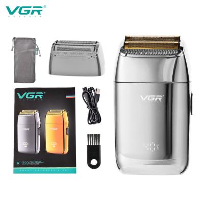 China Retro Twin Blade VGR Shaver Reciprocating Electric Razor For Men Waterproof Cordless Dual Blade Usb Rechargeable Shaver Barber Trimmer for sale