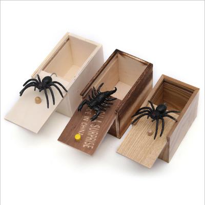 China Wood+ Silicone RTSWY-122 Halloween Gift Prank Trick Joke Cockroach Spider Alert Wooden Toy for sale