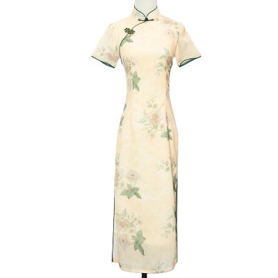 China Jacquard Satin Cheongsam Sweet High Quality Yellow Design Traditional Summer Qipao for sale