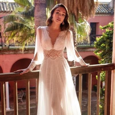 China 2021 New Arrivals Breathable Long Sleeve Wedding Dresses Regale Deep V Neck Lace Gauze Gown Tulle Bridesmaid for sale