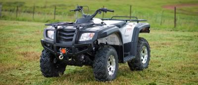 中国 手動ギヤ転移を用いる32HP 500ccのクォード実用的なVehicels ATV 販売のため