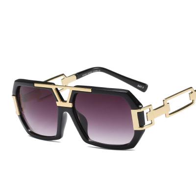 China Fashion sunglasses 2021 large square sunglasses men's new retro women's sunglasses and UV400 sunglasses for sale