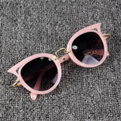 China 2021 girls sunglasses new fashion children's sunglasses brand cat eye sunglasses cute boys and girls sunglasses UV400 for sale