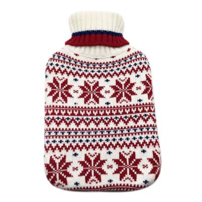 China Fashion Reusable Latest Style Knitted 2 L Hot Water Bag Blanket Heat Pack Rubber Hot Bottle Knitted Blanket for sale