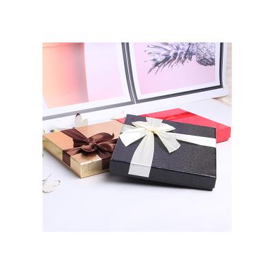 China ASP Valentine's Day Recyclable Chocolate Gift Box Gold Cardboard Packaging Chocolate Gift Box With Ribbon for sale