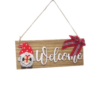 China Welcome Home Rudolph Door Hanger WELCOME Wooden Square Christmas Decoration Daily Life New Product for sale