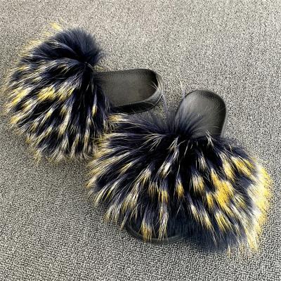 China Fashion Light Trend New Real Fur Slippers Factory Price Custom Indoor Indoor Outdoor Sandals Slippers for sale