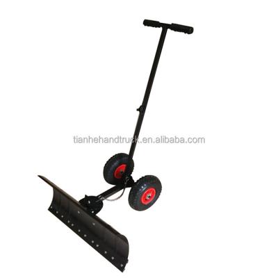 China Snow Shovel Factory Iron Wheeled Snow Shovel for sale