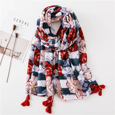 China New Beautiful Cotton Hijab Print Flower Lady Shawl Long Cotton Tassel Scarf Wholesale Cotton for sale