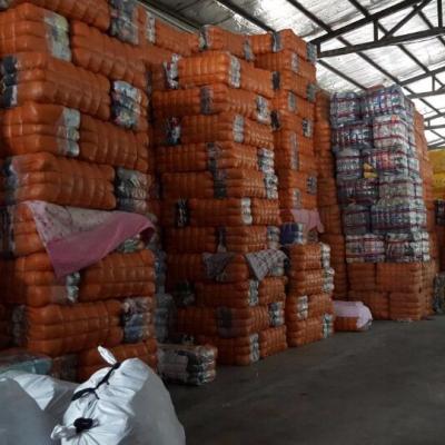 China Silk good quality assorted second hand wholesale clothing used clothes in bales for sale