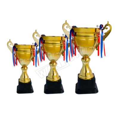 China Europe Metal Trophy Custom Iron Beer Mug Classy Trophy Bottle Custom Design Tunkards Trophy for sale