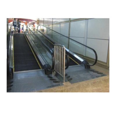 China Contemporary 5 Ton 0.5m/s Belt Type Movable Walkway 13 Degree Indoor Stable Moving Escalator Walks for sale