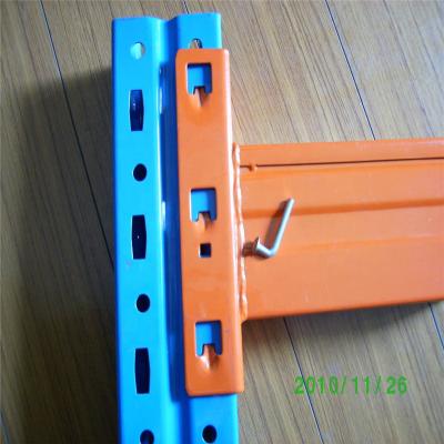 China Corrosion Protection Heavy Duty Pallet Rack Accessories Pallet Shelving Warehouse Equipment for sale