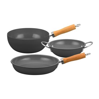 China Durable Black 3pcs Carbon Steel Non-Stick Wooden Camping Cookware Set zu verkaufen