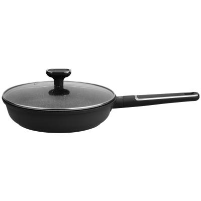 China Contemporary 20cm High Temperature Resistant Aluminum Omelet Nonstick Pan With Lid for sale