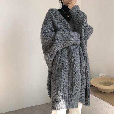 China Autumn and winter loose custom mid length cardigan sweater women Anti-wrinkle women's fashionable twist coat sweater outside knitted sweater for sale