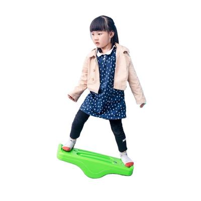 China Indoor Mini Kids Plastic Sensory Training Equipment Balance Seesaw Kindergarten Children's Sensory Toys Balance Board for Outdoor Use for sale