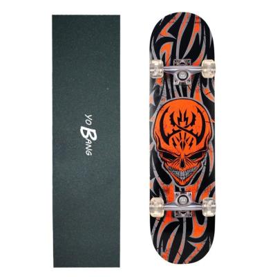 China 52x32mm Maple Full Complete Skateboards With 52mm Clear Wheel for sale