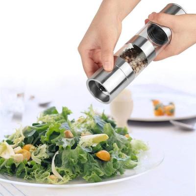 China Viable Kitchen Tools Kitchenware Set Manual Pepper Grinder Powder Grinder Salt and Grinder Pepper Mill Spice Machine for sale