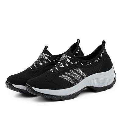 China Comfortable Running Shoe Mesh Healthcare Walking Sneakers Lofer Breathable Large Size Running Shoes Factory Shoes Woman For Women Elderly for sale