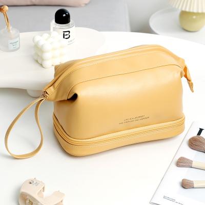 China Fashion Cosmetic Bag Custom Cosmetic Bag New Product With Large Capacity Polyester Jute Cosmetic Bag for sale