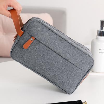 China Business Man Bags And Case Durable Cosmetic Toiletry Bag Mens Toiletry Bag Hotel Toiletries for sale