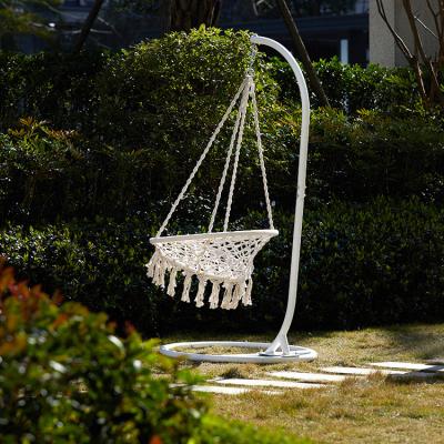 China Comfortable Outdoor/Indoor Round Rope Macrame Swing Macrame Hammock Chair With Cushion and Stand for sale