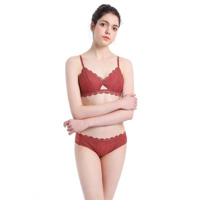 China QUICK DRY Women's Summer Rimless Bra Underwear Set Thin Sexy Soft Lace Invisible Breathable Underwear Set for sale