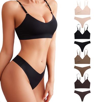 China QUICK DRY Summer Plus Size Deep V Underwear Set Women's No Steel Ring Seamless Underwear Briefs Women's Bra Set for sale