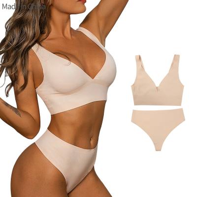 China QUICK DRY French Sexy Deep V Wide Shoulder Ice Silk Seamless One-Piece No Steel Ring Comfortable Sleep Bra Set for sale