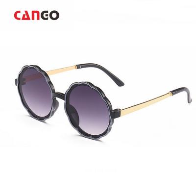 China Custom Kids Sunglasses PC Frame Children Round Frame Metal Flower Kid Sunglasses for sale