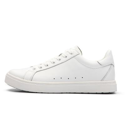 China Fashionable Comfortable EVA Calfskin Leather Skateboard Shoes Fashion Sneaker Luxury Women White Shoes for sale