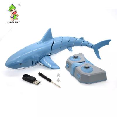 China Environmental Underwater Water Proof Fish Remote Control Shark Swimming Animal Toys for sale