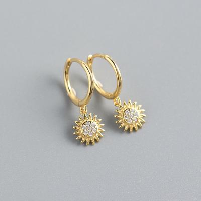 China Minimalist S925 Sterling Silver Jewelry Pave Crystal High Quality Silver Sunflower Huggie Dangle Earring for sale