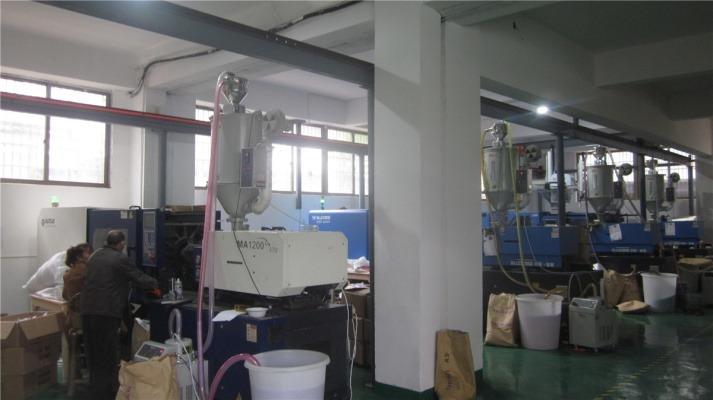 Verified China supplier - Taizhou Huangyan Tenghua Plastic Technology Co., Ltd.