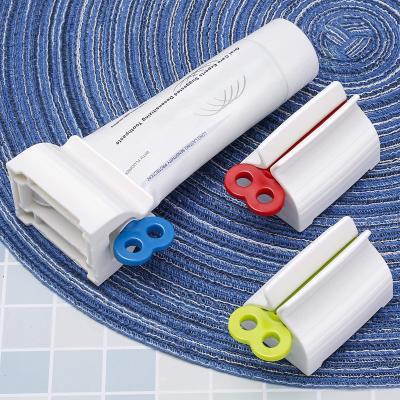 China Sustainable Toothpaste Squeezer Tube Roller Winder Economical, saves toothpaste, creams, paint and further puts an end to waste for sale