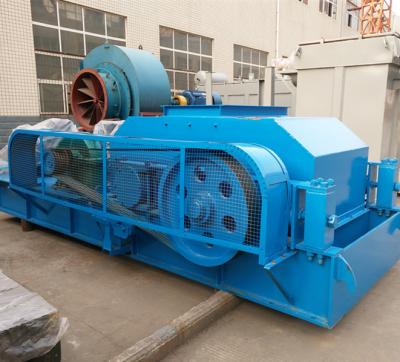 China Stone Crushing Factory China Factory Price Roller Crusher / Double Tooth Roll Crusher for sale