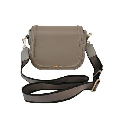 China Hot Selling Fashionable Lady For Women Shoulder Saddle PU Leather Saddle Fashion Handbag Material Bag for sale