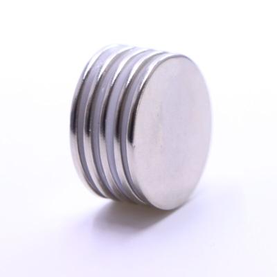 China Industrial Magnet Super NdFeB N35 N52 Custom Magnet Motor Magnet Round Neodymium Magnet for sale