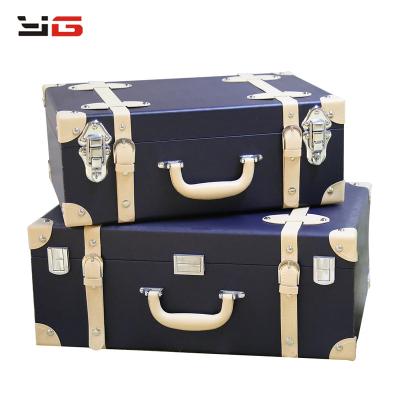 China Wholesale Custom PU Leather Vintage Decorative Stocked Suitcase For Exhibition Hall for sale