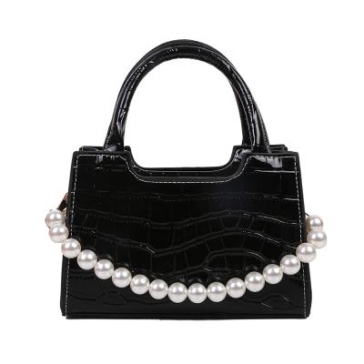 China New Designer Women's Handbag Pearls Chain Shoulder Messenger Bag High Quality PU Leather Fashion Stone Pattern Mini Bags for sale