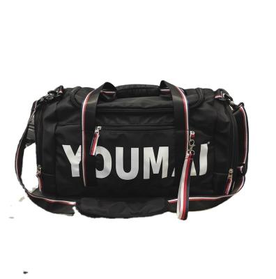 China Durable Quality Travel Duffle Bag Folding Travel Bag With A Shoe Side Pocket Custom Fitness Bags for sale